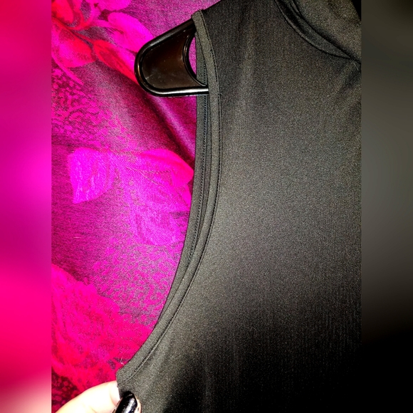 Sexy Long, High slit collared gothic dress with white details. - Picture 8 of 8